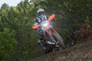 MEJORES RESULTADOS ANDALUCES 1 DE DICIEMBRE:  PODIOS FINALES EN EL NACIONAL DE HARD ENDURO Y TRIAL