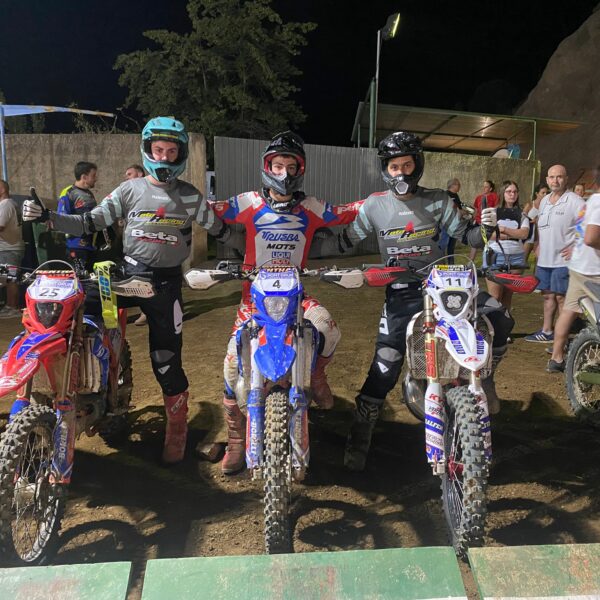 ENDURO INDOOR PRIEGO DE CÓRDOBA UNA NOCHE DE MOTOR, EMOCIÓN Y ESPECTÁCULO