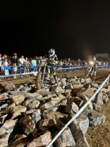 EL ESPECTÁCULO DEL ENDURO-INDOOR CONTINÚA LUCIÉNDOSE EN BERJA
