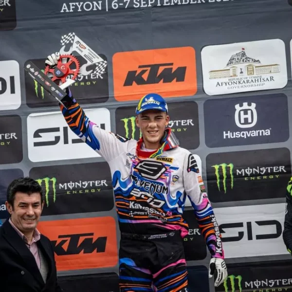 FRAN GARCÍA OCAÑA CIERRA EL EUROPEO DE 250CC CON UNA VICTORIA BRILLANTE EN TURQUÍA 07…