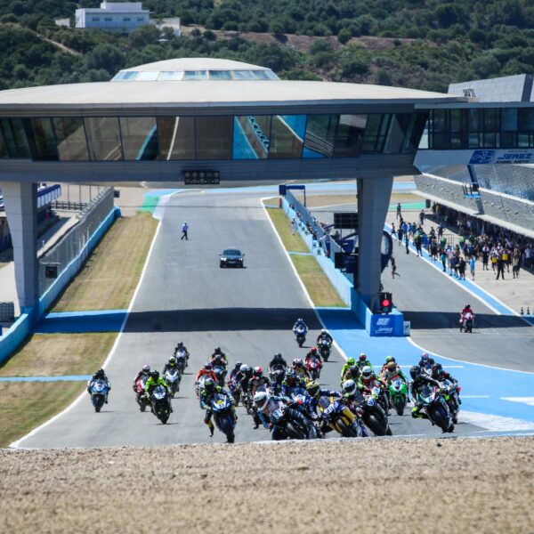 CAV JEREZ DESAFÍA EL CALOR Y VIVE UN FIN DE SEMANA DE PURA ADRENALINA