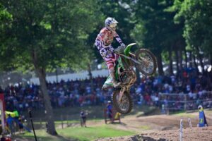ESPECTACULAR DEBUT DE FRAN CARBONERO EN EL  AMA PRO MOTOCROSS