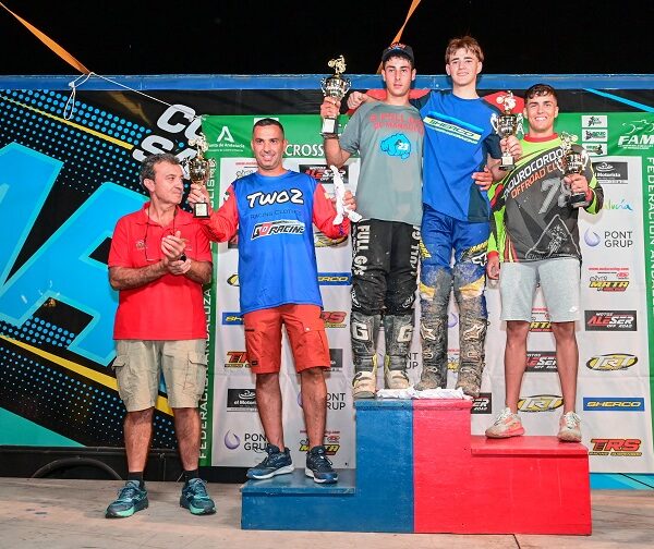 EMOCIÓN, VELOCIDAD Y TÍTULOS EN LA GRAN FINAL DEL ENDURO INDOOR ANDALUZ EN MEDINA SIDONIA