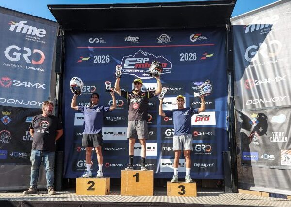 DESTACADA ACTUACIÓN DE LOS PILOTOS ANDALUCES EN EL NACIONAL DE ENDURO EN LA TORRE D’ORISTÀ&hellip;