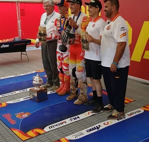 ESPAÑA HACE HISTORIA EN EL MOTOCROSS DE LAS NACIONES AL LOGRAR SU PRIMER PODIO HISTÓRICO